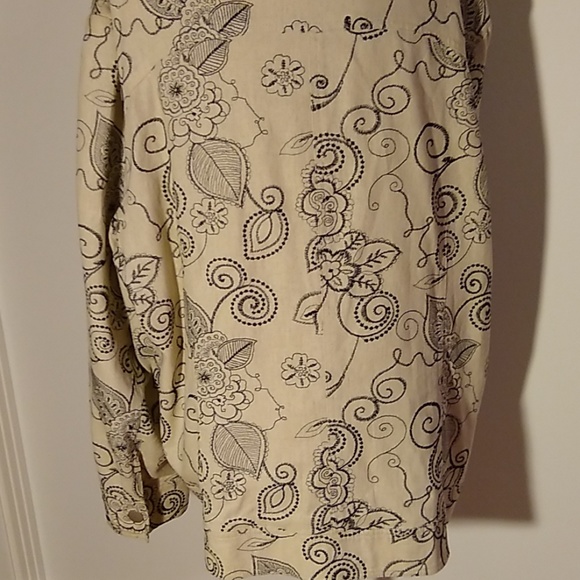 ,Susan Graver Linen embroidery jacket - Picture 5 of 6